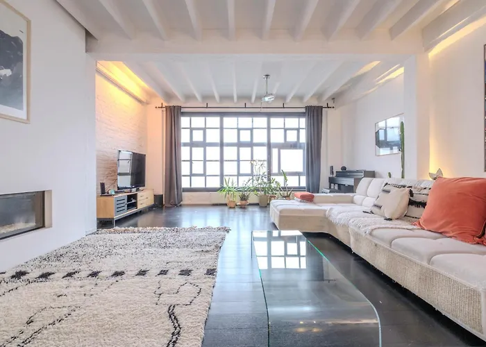 Beautiful Penthouse With Terrace In Brussels